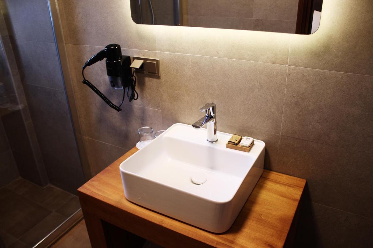 Pintura Urla Hotel Luaran gambar